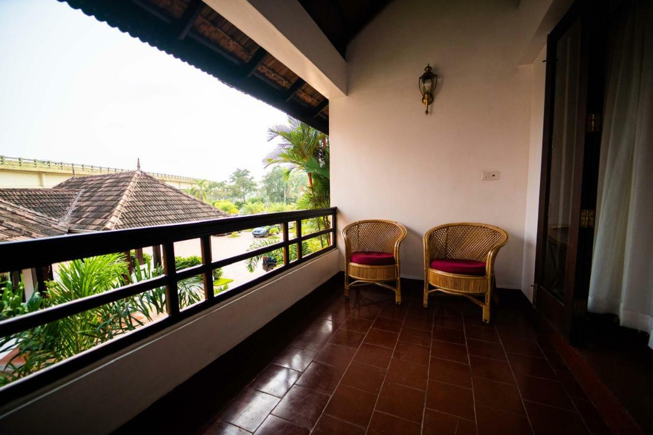 Nihara Resort And Spa Cochin Kochi Dış mekan fotoğraf