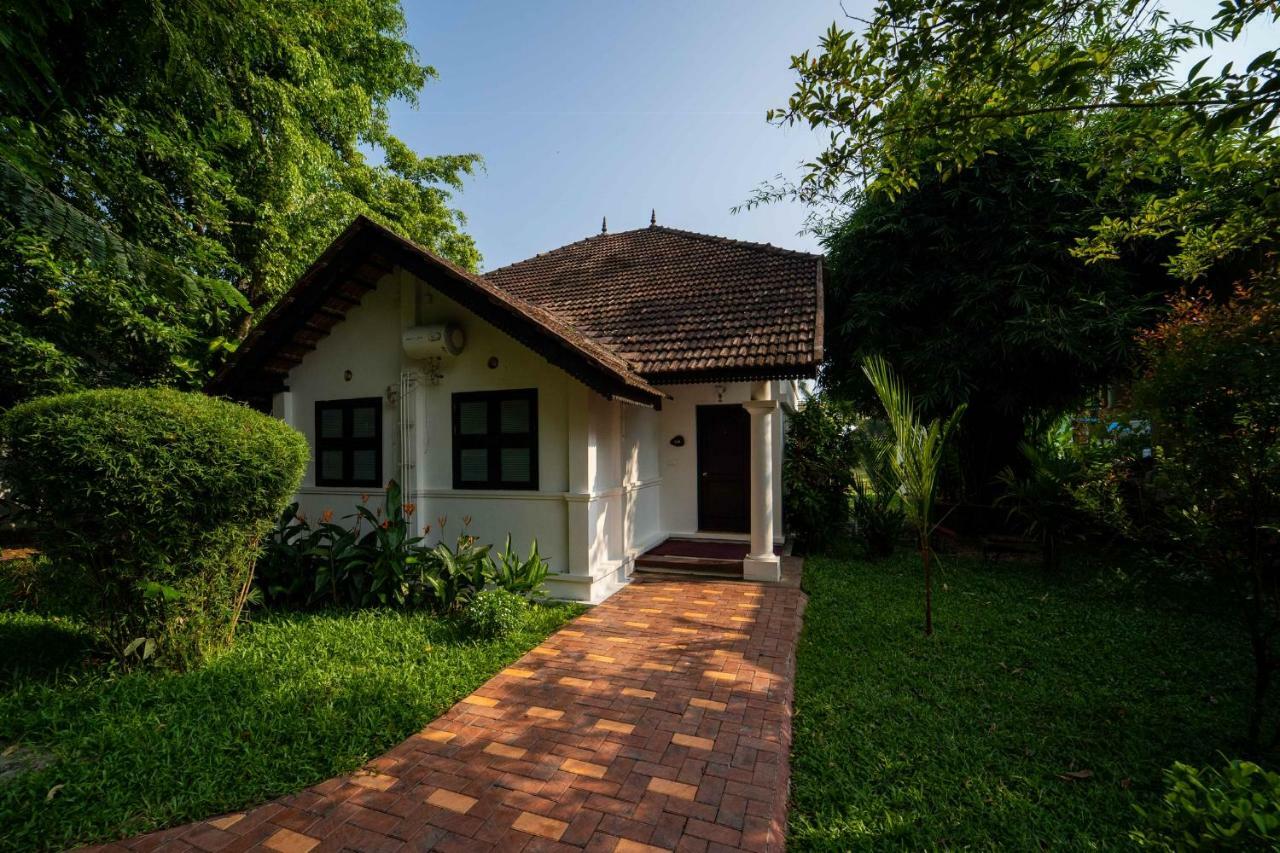 Nihara Resort And Spa Cochin Kochi Dış mekan fotoğraf