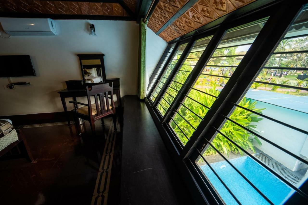 Nihara Resort And Spa Cochin Kochi Dış mekan fotoğraf