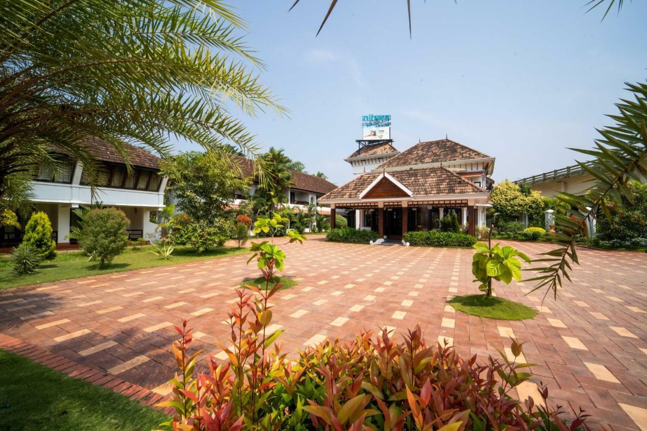 Nihara Resort And Spa Cochin Kochi Dış mekan fotoğraf