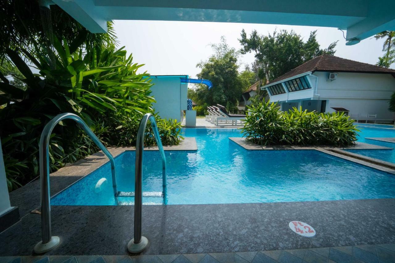 Nihara Resort And Spa Cochin Kochi Dış mekan fotoğraf
